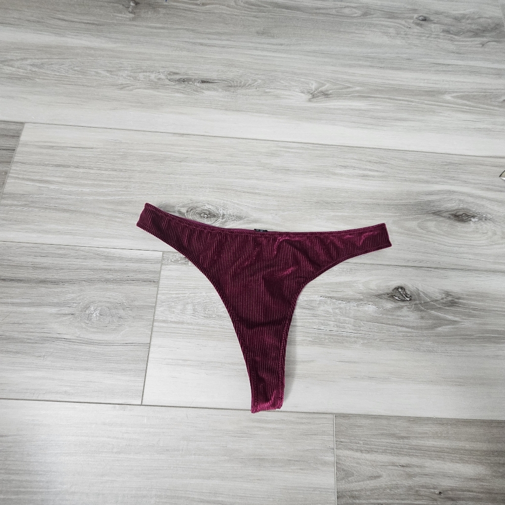 Urban Outfitters Thong Sz M